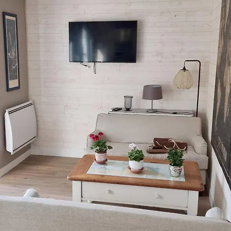 Holiday home Kermady, Maison Proche De La *
